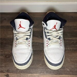 Size 9.5 - Air Jordan 3 SE-T Japan Exclusive Fire Red